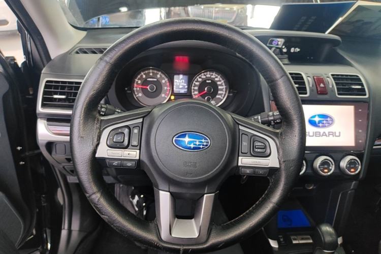 Used Subaru Forester 2016 2.0i Luxury Navigation Edition Steering Wheel