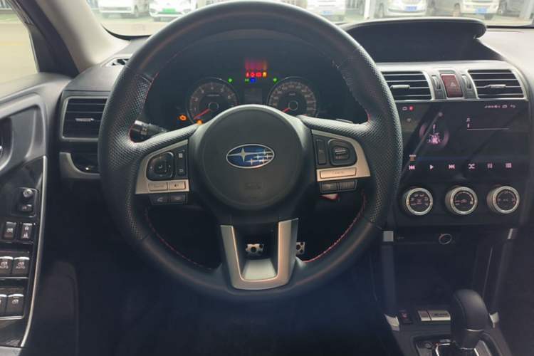 Used Subaru Forester 2016 2.0i Fashion Navigation Edition Steering Wheel