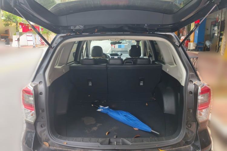Used Subaru Forester 2016 2.0i Fashion Navigation Edition Trunk