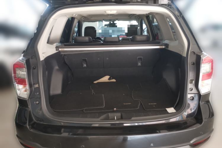 Used Subaru Forester 2016 2.0i Fashion Navigation Edition Trunk