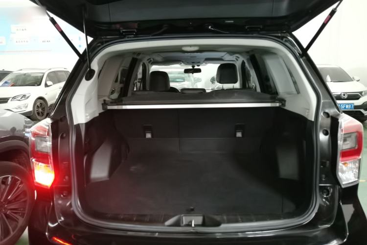 Used Subaru Forester 2016 2.5i Prestige Navigation Edition Trunk