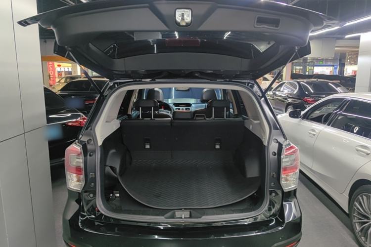 Used Subaru Forester 2016 2.0i Fashion Navigation Edition Trunk