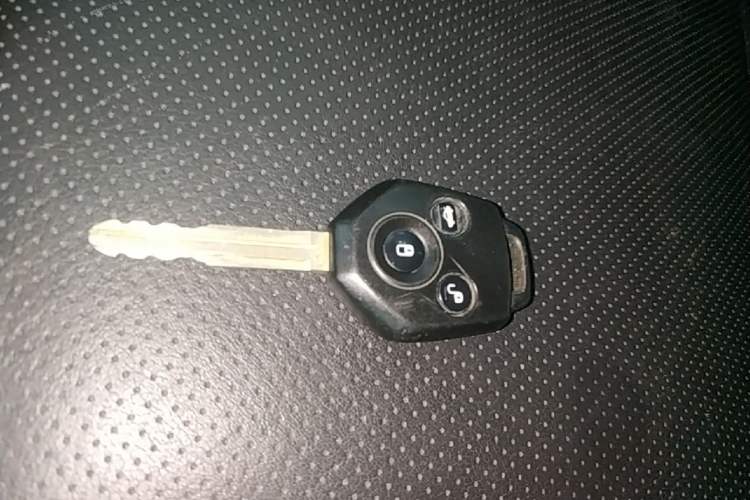 Used Subaru Forester 2016 2.0i Luxury Navigation Edition Vehicle Key