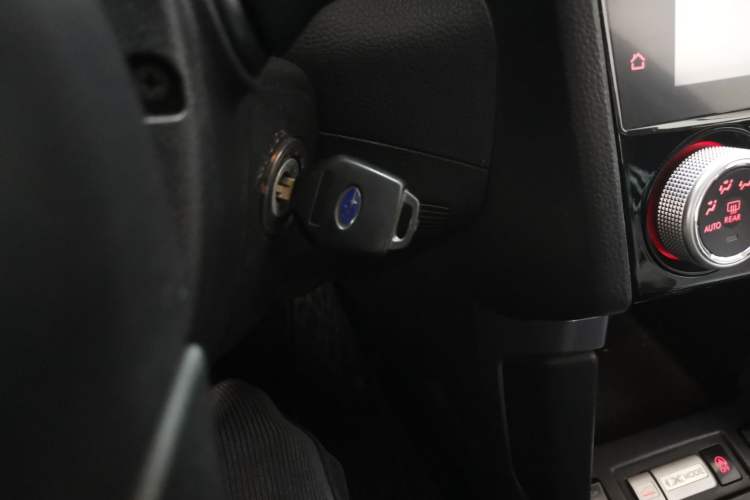 Used Subaru Forester 2016 2.0i Fashion Navigation Edition Vehicle Key