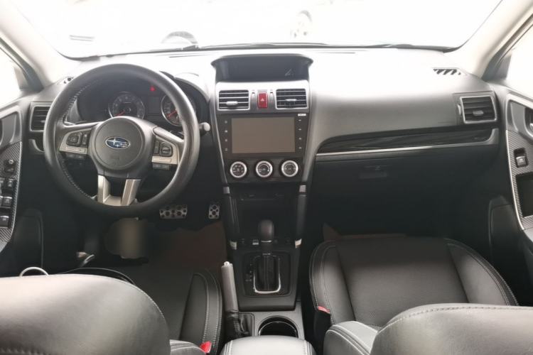 Used Subaru Forester 2016 2.0i Fashion Navigation Edition Center Console