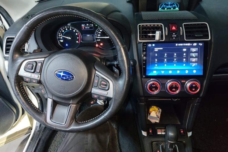 Used Subaru Forester 2016 2.5i Luxury Navigation Edition Center Console