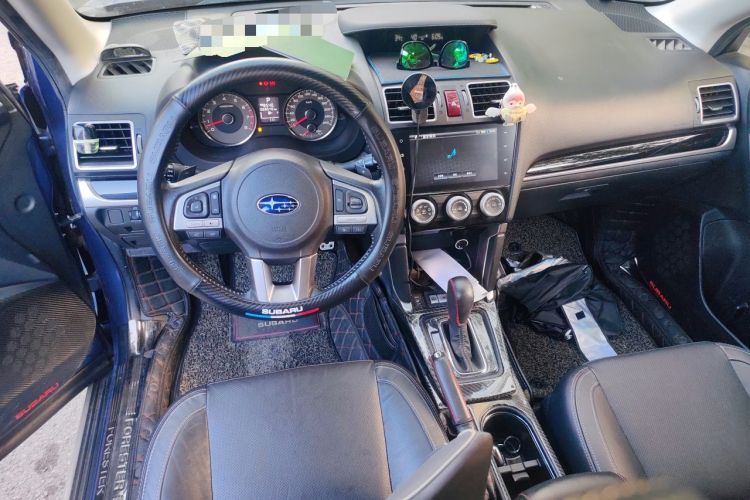 Used Subaru Forester 2016 2.0i Fashion Navigation Edition Center Console