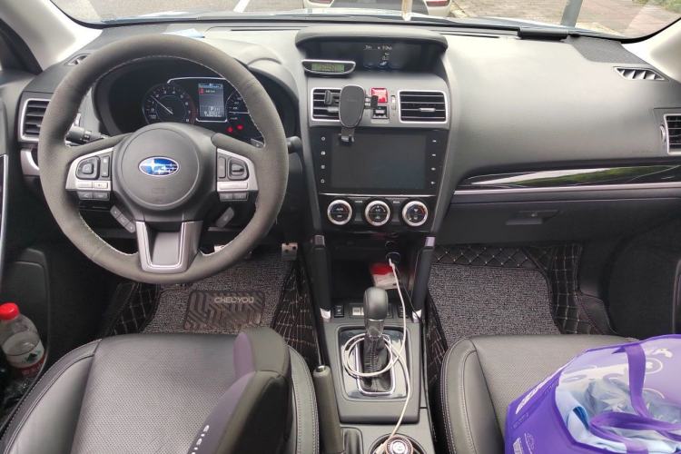 Used Subaru Forester 2016 2.5i Luxury Navigation Edition Center Console