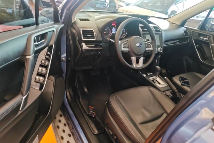 Used Subaru Forester 2016 2.0i Luxury Navigation Edition Driver Seat