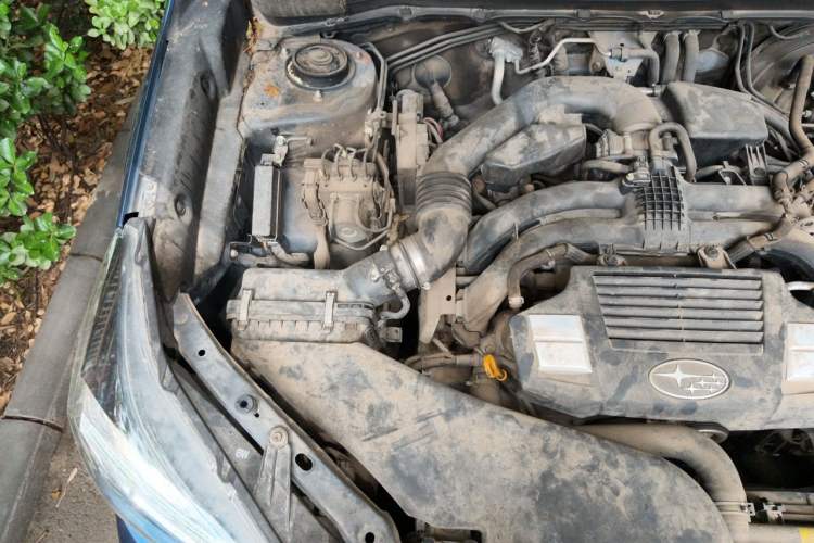 Used Subaru Forester 2016 2.5i Prestige Navigation Edition Engine Bay Right