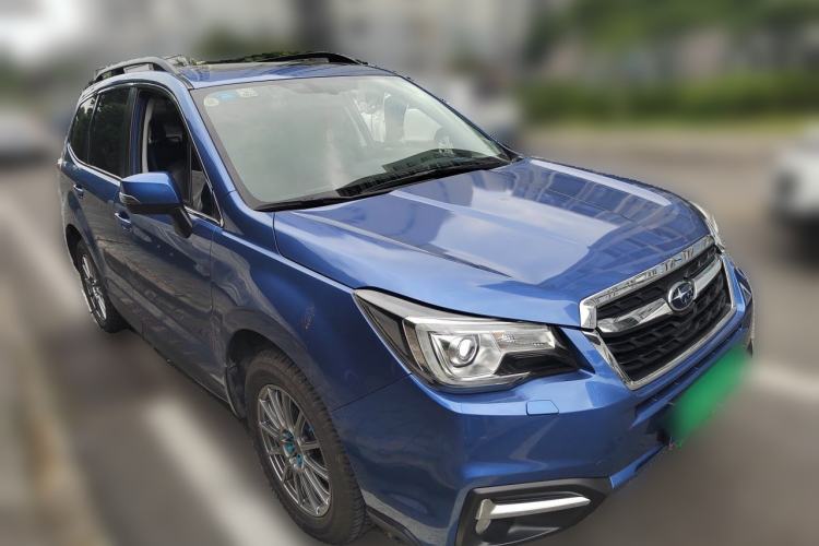 Used Subaru Forester 2016 2.5i Luxury Navigation Edition Front Right 45 Deg