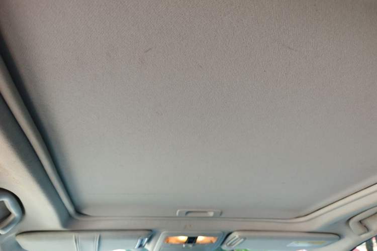 Used Subaru Forester 2016 2.0i Luxury Navigation Edition Headliner