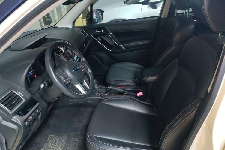 Used Subaru Forester 2016 2.5i Luxury Navigation Edition Left Front Seat