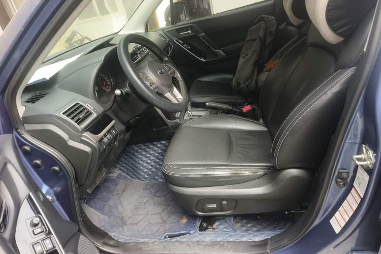 Used Subaru Forester 2016 2.0i Luxury Navigation Edition Left Front Seat