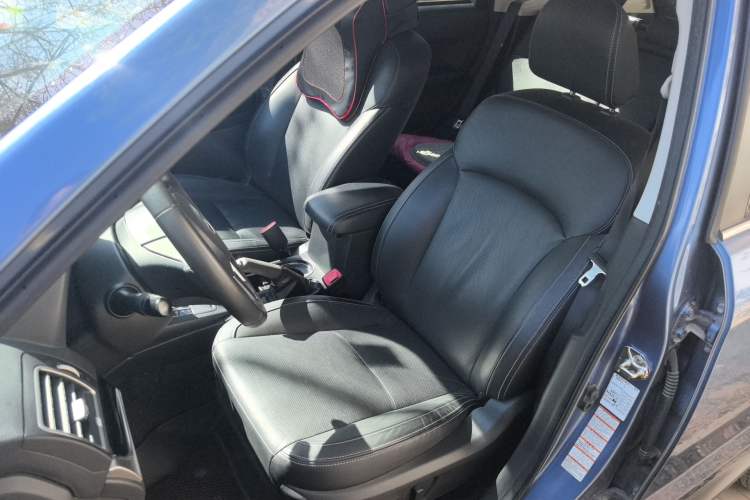 Used Subaru Forester 2016 2.0i Luxury Navigation Edition Left Front Seat