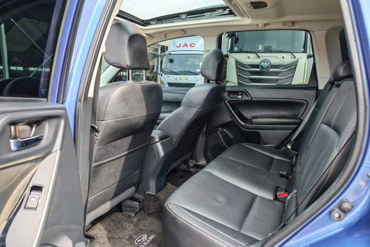 Used Subaru Forester 2016 2.0i Luxury Navigation Edition Left Rear Seat