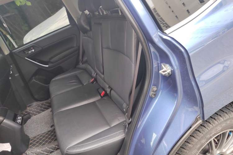Used Subaru Forester 2016 2.5i Luxury Navigation Edition Left Rear Seat