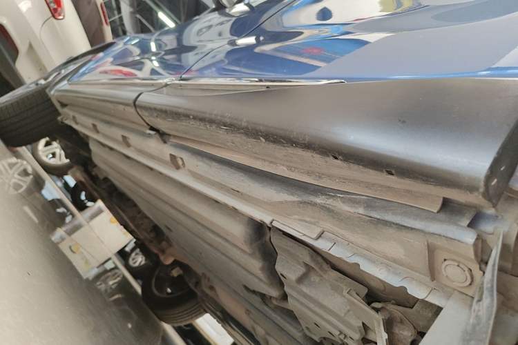 Used Subaru Forester 2016 2.0i Fashion Navigation Edition Left Side Sill