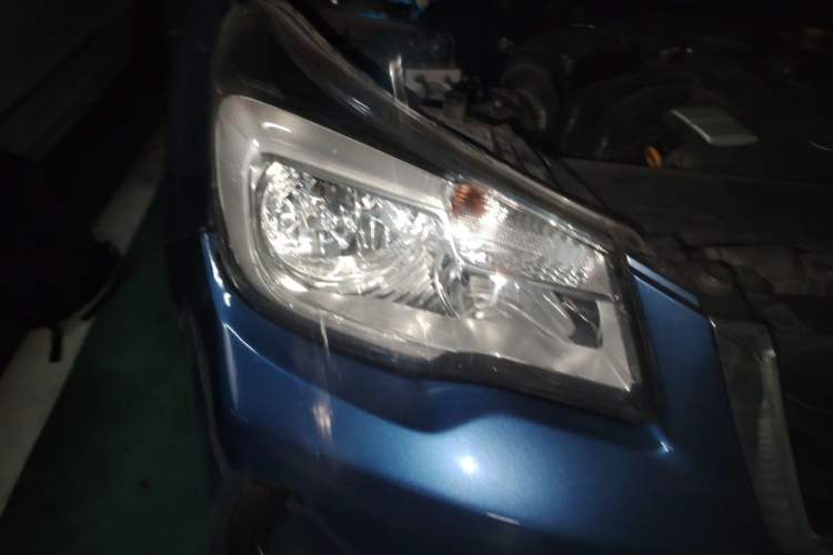 Used Subaru Forester 2016 2.0i Luxury Navigation Edition Right Front Headlight