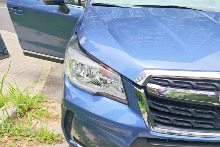 Used Subaru Forester 2016 2.0i Fashion Navigation Edition Right Front Headlight