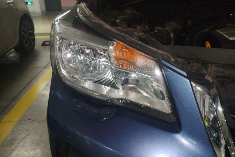 Used Subaru Forester 2016 2.0i Fashion Navigation Edition Right Front Headlight