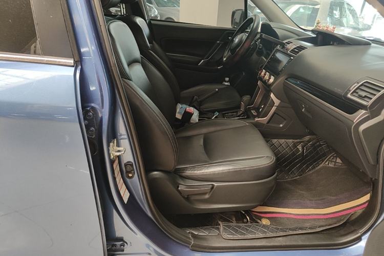 Used Subaru Forester 2016 2.0i Fashion Navigation Edition Right Front Seat