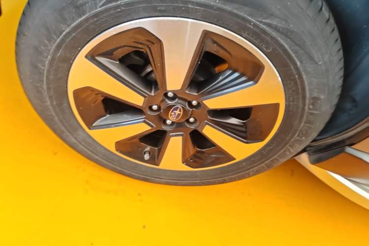 Used Subaru Forester 2016 2.0i Luxury Navigation Edition Right Rear Wheel Hub