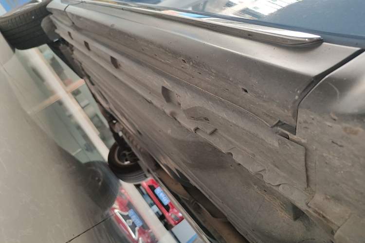 Used Subaru Forester 2016 2.0i Fashion Navigation Edition Right Side Sill