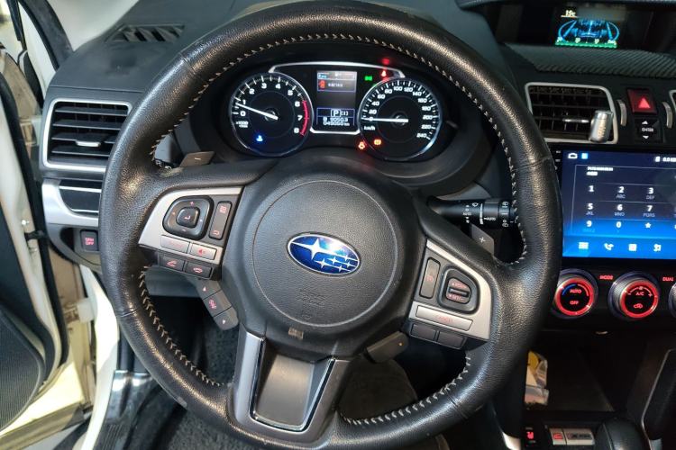 Used Subaru Forester 2016 2.5i Luxury Navigation Edition Steering Wheel