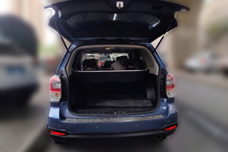 Used Subaru Forester 2016 2.0i Fashion Navigation Edition Trunk