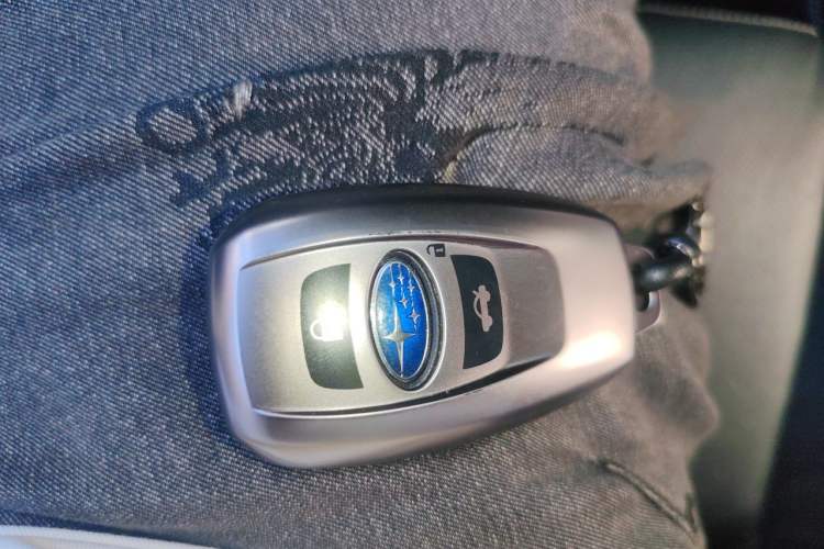 Used Subaru Forester 2016 2.0i Fashion Navigation Edition Vehicle Key