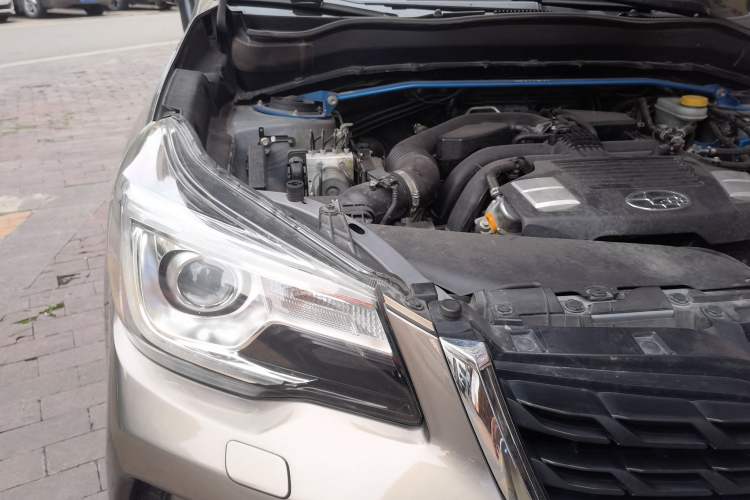 Used Subaru Forester 2016 2.5i Prestige Navigation Edition Right Front Headlight