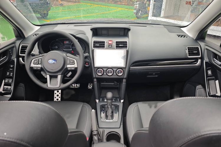 Used Subaru Forester 2016 2.5i Prestige Navigation Edition Interior 1