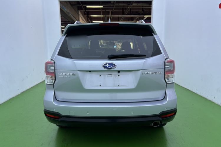 Used Subaru Forester 2016 2.0i Fashion Navigation Edition Exterior 4