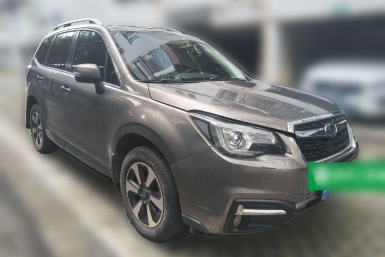 Used Subaru Forester 2016 2.5i Luxury Navigation Edition Front Right 45 Deg