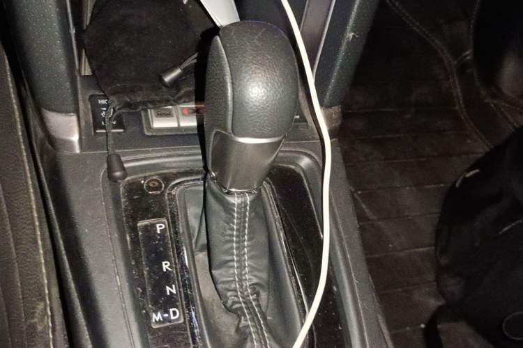 Used Subaru Forester 2016 2.0i Fashion Navigation Edition Gear Lever