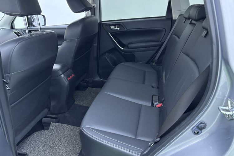Used Subaru Forester 2016 2.0i Fashion Navigation Edition Interior 3