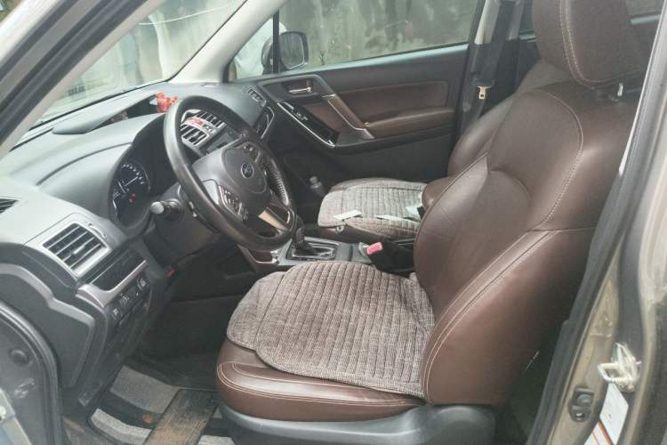 Used Subaru Forester 2016 2.5i Luxury Navigation Edition Left Front Seat
