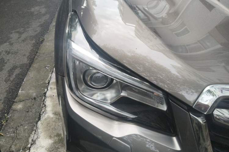 Used Subaru Forester 2016 2.5i Luxury Navigation Edition Right Front Headlight