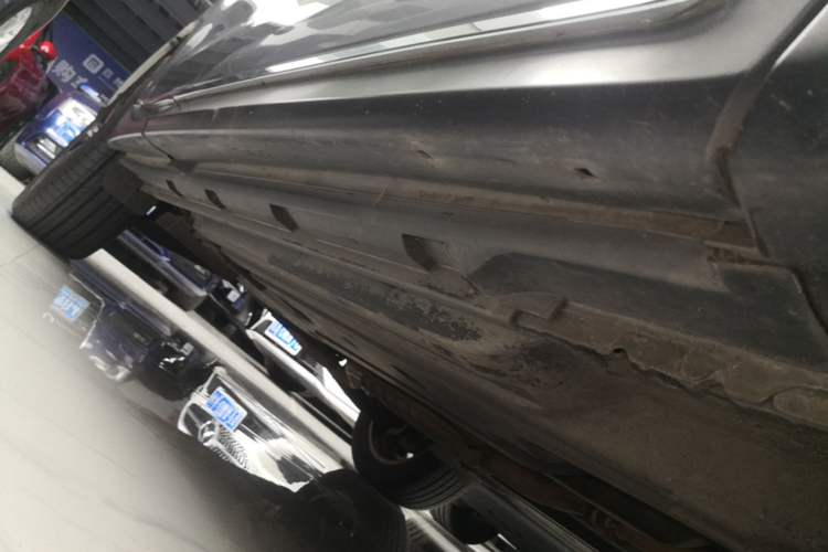 Used Subaru Forester 2016 2.0i Fashion Navigation Edition Right Side Sill
