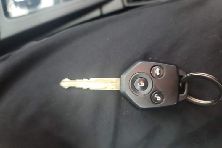 Used Subaru Forester 2016 2.0i Fashion Navigation Edition Vehicle Key