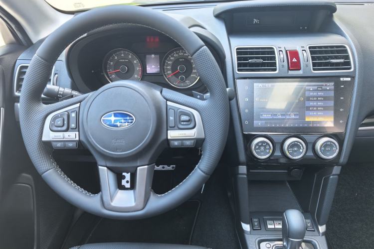 Used Subaru Forester 2016 2.0i Fashion Navigation Edition Interior 2