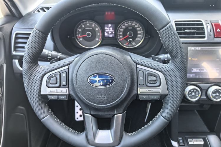 Used Subaru Forester 2016 2.0i Fashion Navigation Edition Interior 3