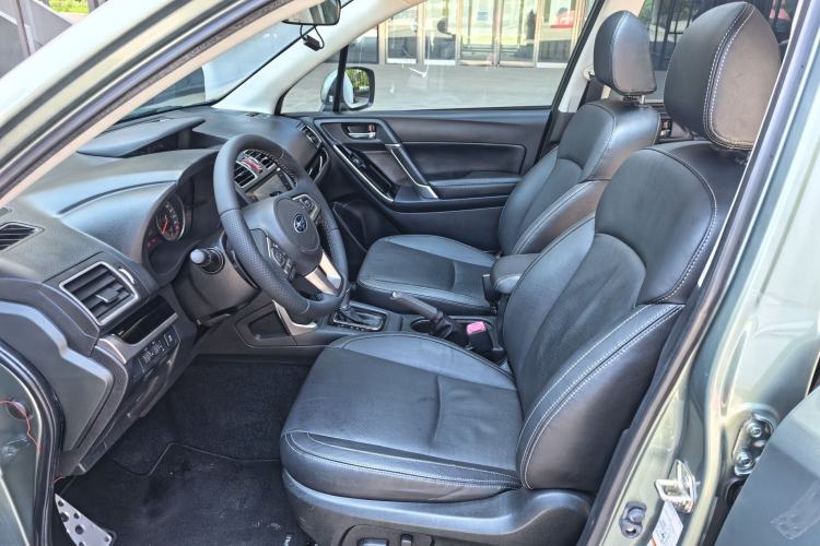 Used Subaru Forester 2016 2.0i Fashion Navigation Edition Interior 4
