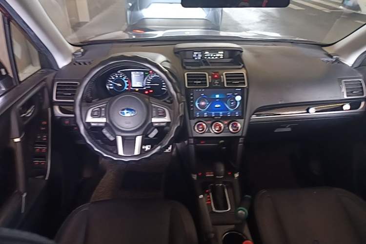 Used Subaru Forester 2016 2.5i Prestige Navigation Edition Center Console