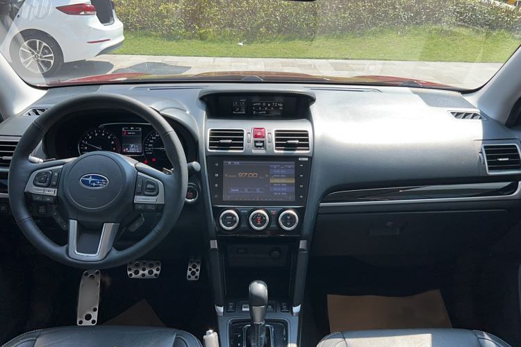 Used Subaru Forester 2016 2.5i Prestige Navigation Edition Interior 3