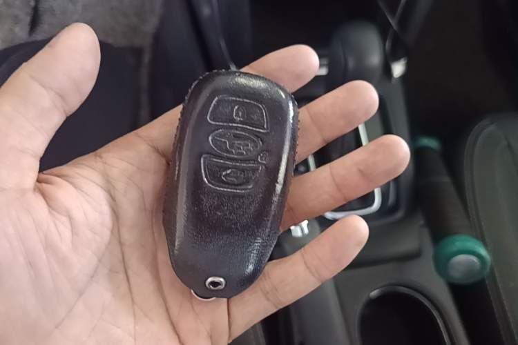 Used Subaru Forester 2016 2.5i Prestige Navigation Edition Vehicle Key