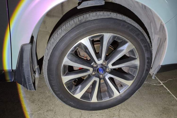 Used Subaru Forester 2016 2.5i Prestige Navigation Edition Right Front Wheel Hub