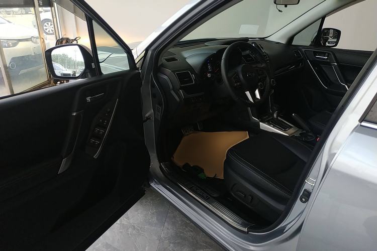 Used Subaru Forester 2016 2.0i Fashion Navigation Edition Driver Seat