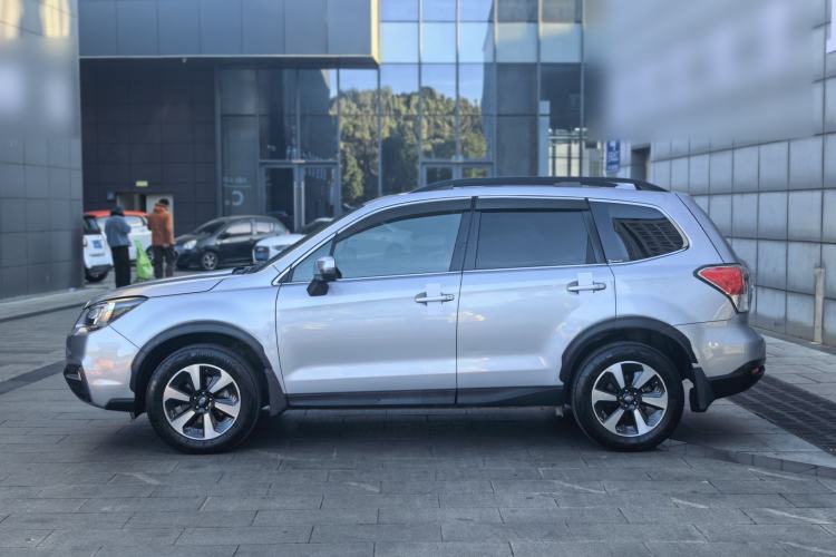 Used Subaru Forester 2016 2.5i Luxury Navigation Edition Exterior 4